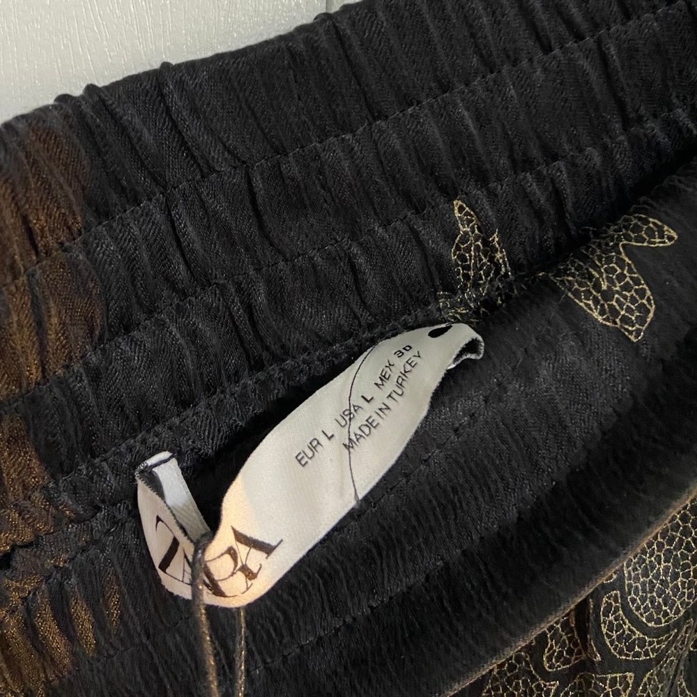 ZARA Black and Gold Flowy Pants - Picture 12 of 12